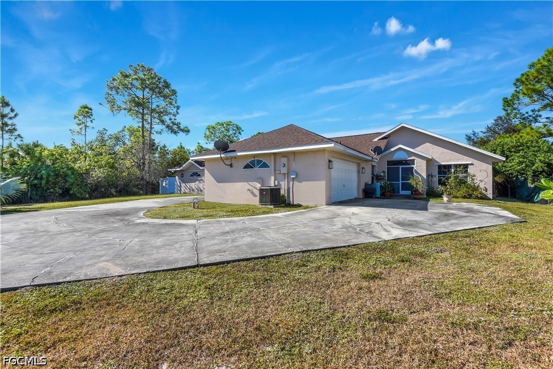 6 Bed Duplex for Sale in Lehigh Acres, FL, $420,000 — photo 4