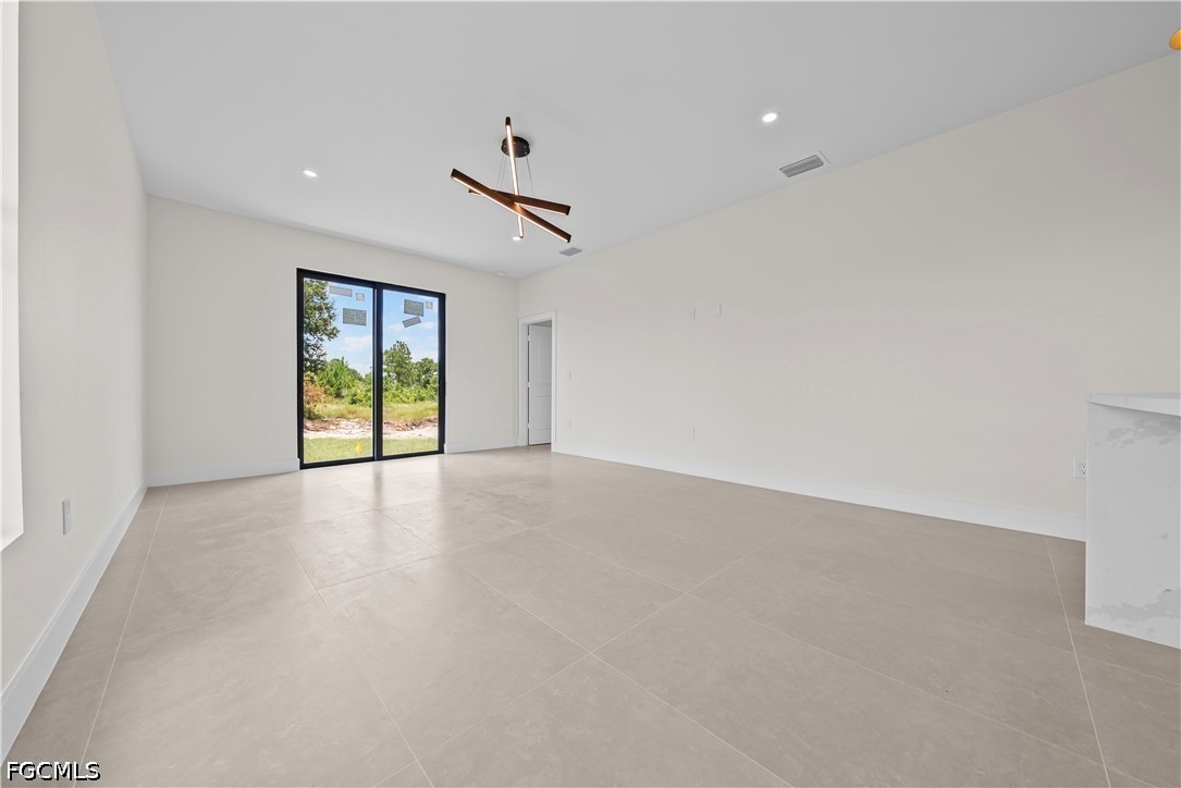 3 Bed SingleFamilyResidence for Sale in Lehigh Acres, FL — photo 4