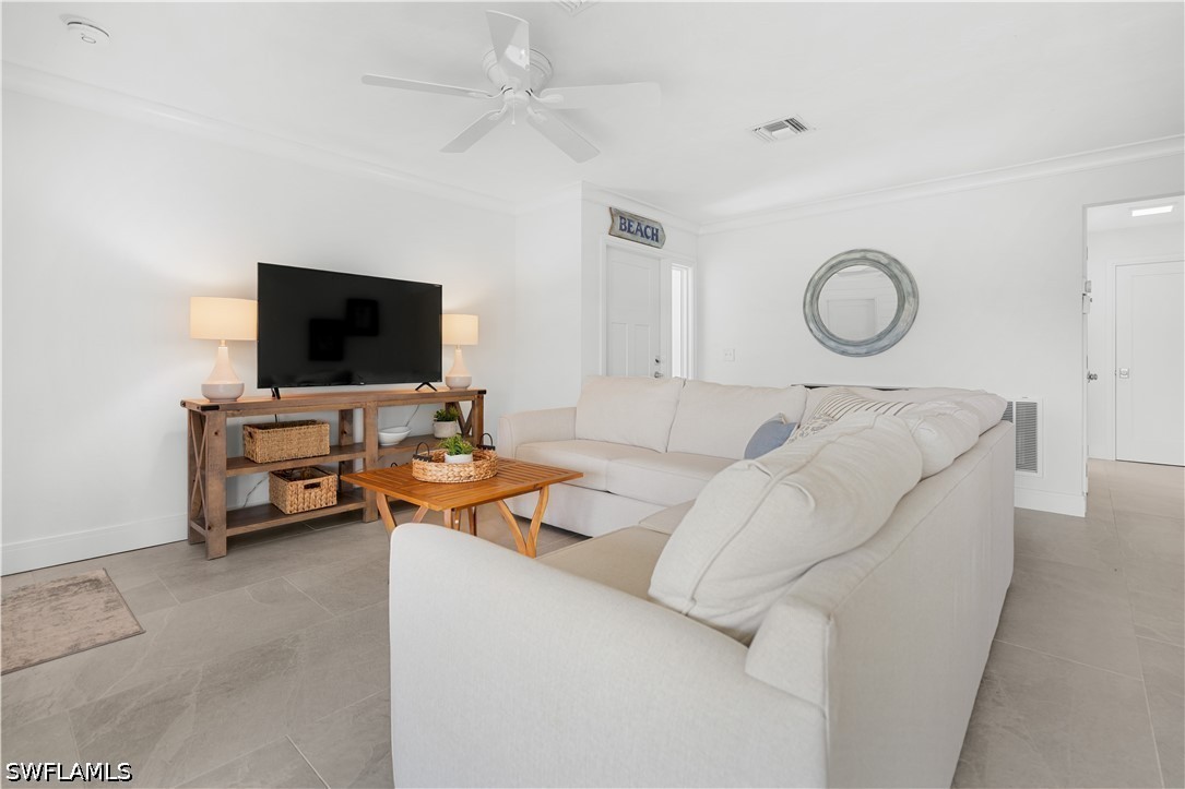 2 Bed Condominium for Sale in Naples, FL, $369,900 — photo 4