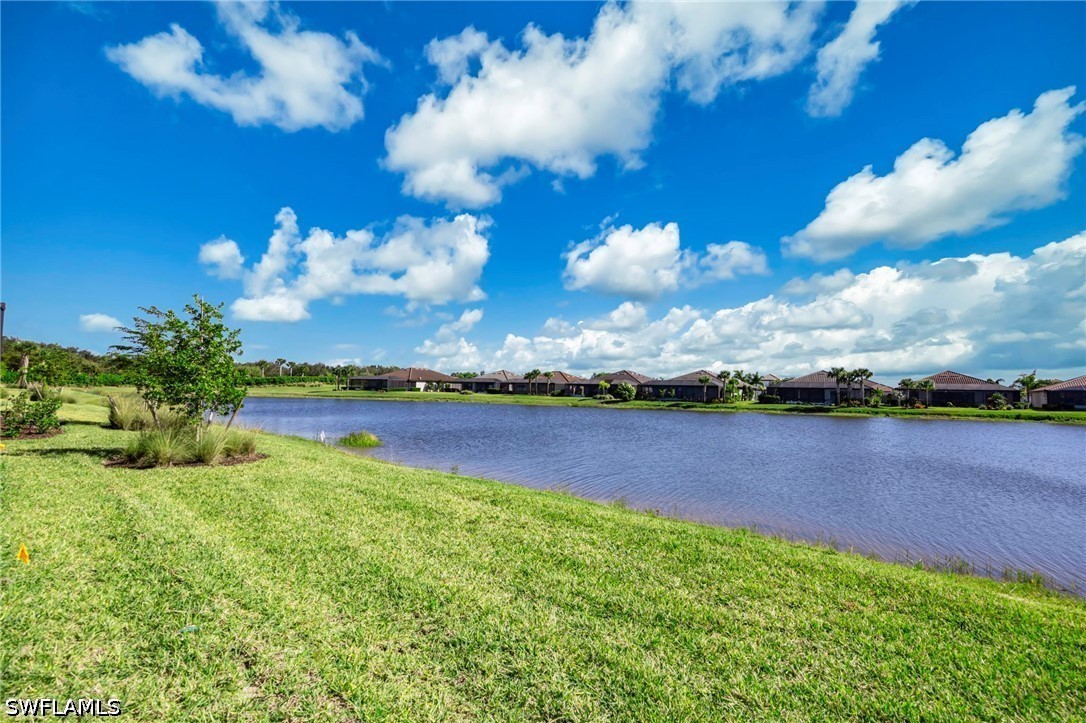 3 Bed Waterfront Home for Sale in Del Webb, FL, $724,900 — photo 4