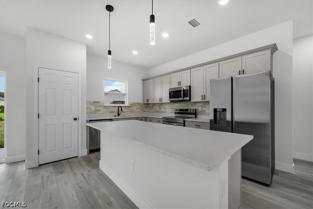 3 Bed SingleFamilyResidence for Sale in Sun N Lakes, FL — photo 4