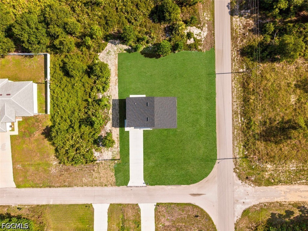 3 Bed SingleFamilyResidence for Sale in Lehigh Acres, FL — photo 4