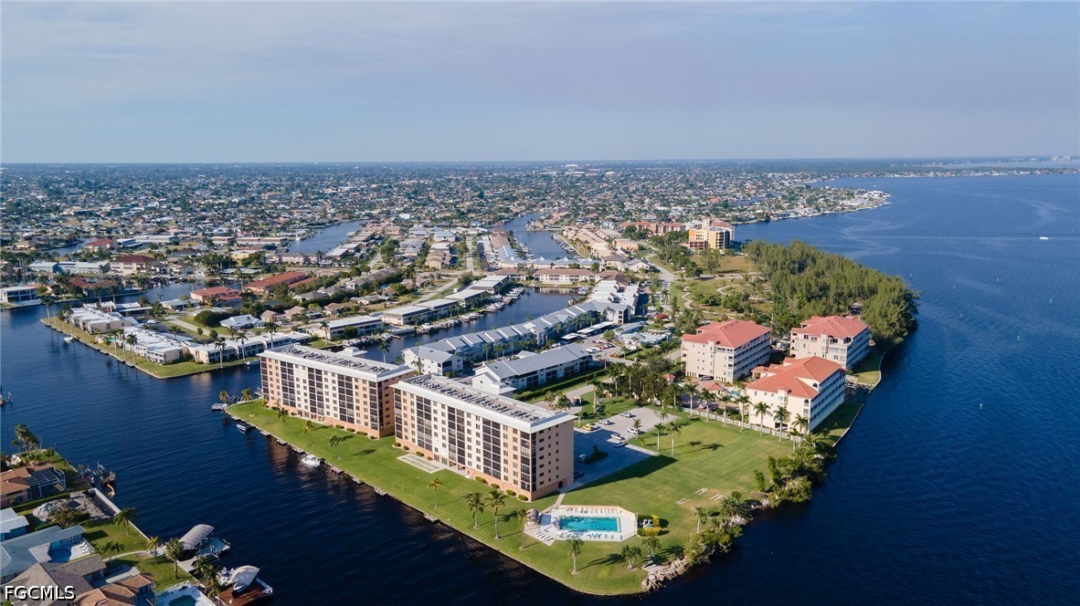 2 Bed Waterfront Home for Sale in Cape Coral, FL, $175,000 — photo 4