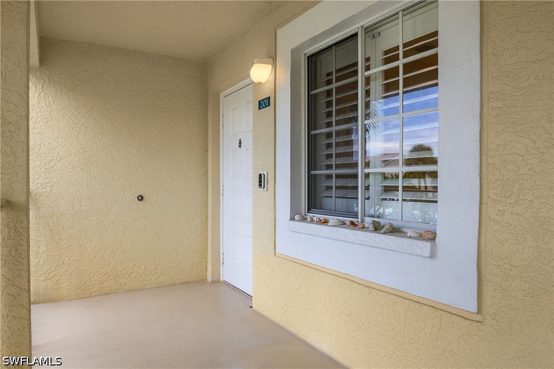 2 Bed Condominium for Sale in Naples, FL, $359,000 — photo 4