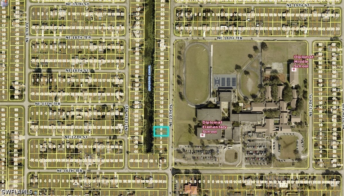 Waterfront Home for Sale in Cape Coral, FL, $69,000 — photo 4