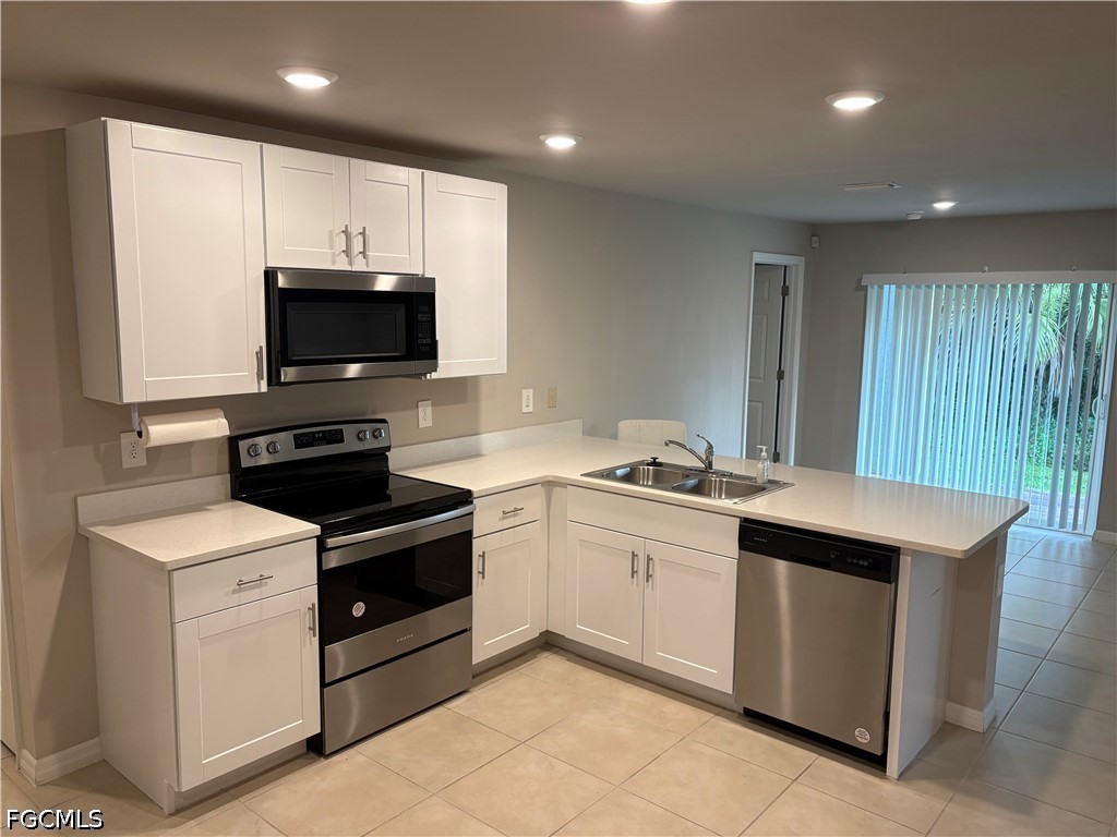 3 Bed SingleFamilyResidence for Sale in Labelle, FL, $2,000 — photo 4