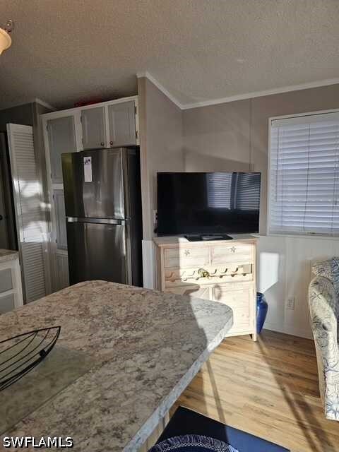 1 Bed ManufacturedHome for Sale in Limetree Park, FL — photo 4