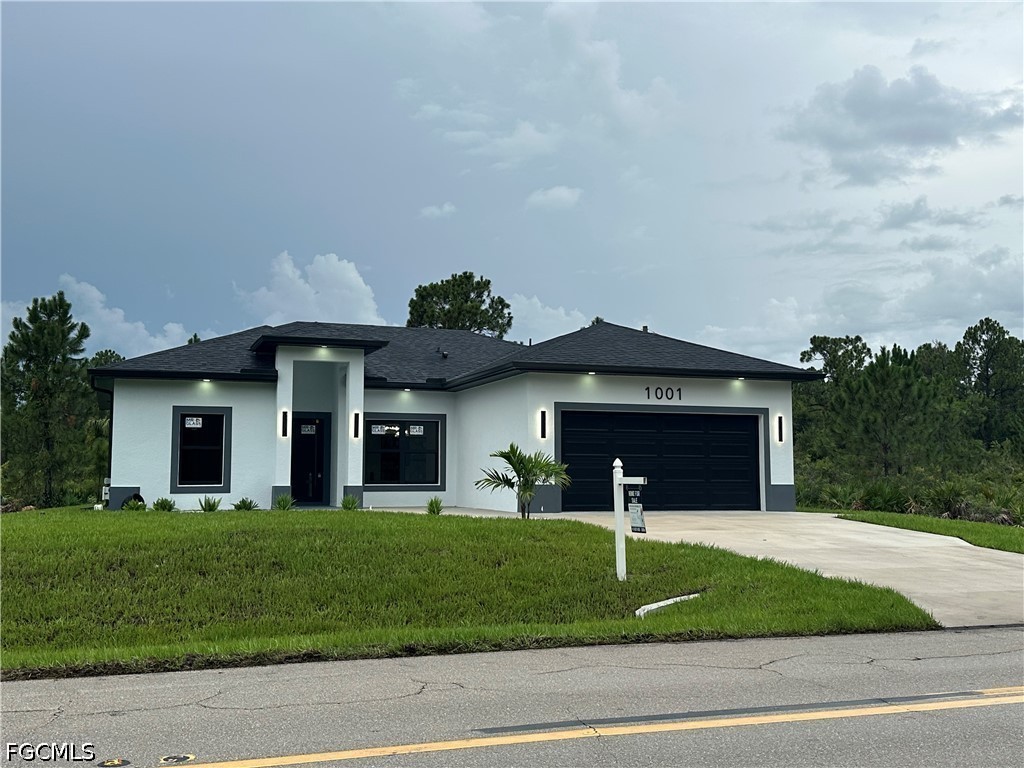 3 Bed SingleFamilyResidence for Sale in Lehigh Acres, FL — photo 4