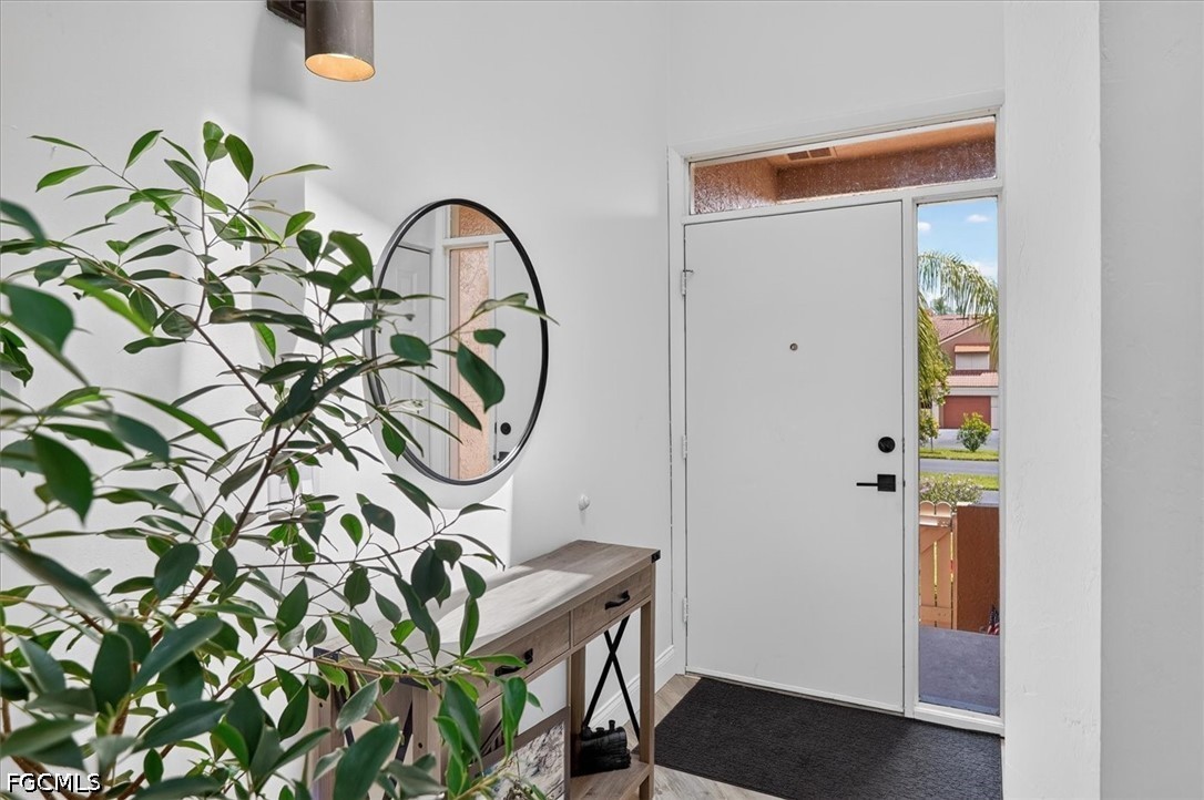 3 Bed Pool Home for Sale in Pines, photo 4
