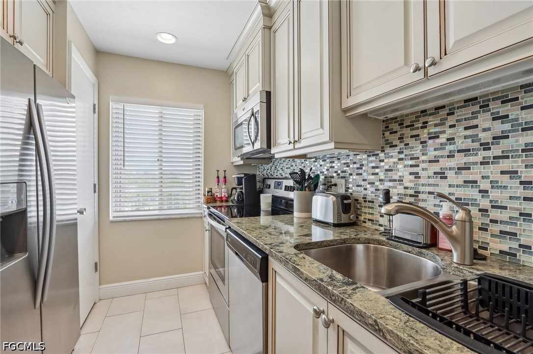 2 Bed Pool Home for Sale in Leonardo Arms, FL, $550,000 — photo 4