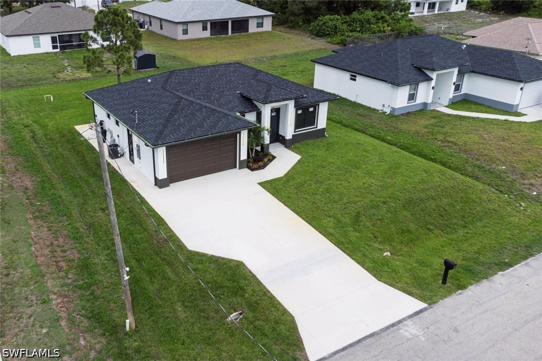 3 Bed SingleFamilyResidence for Sale in Lehigh Acres, FL — photo 4