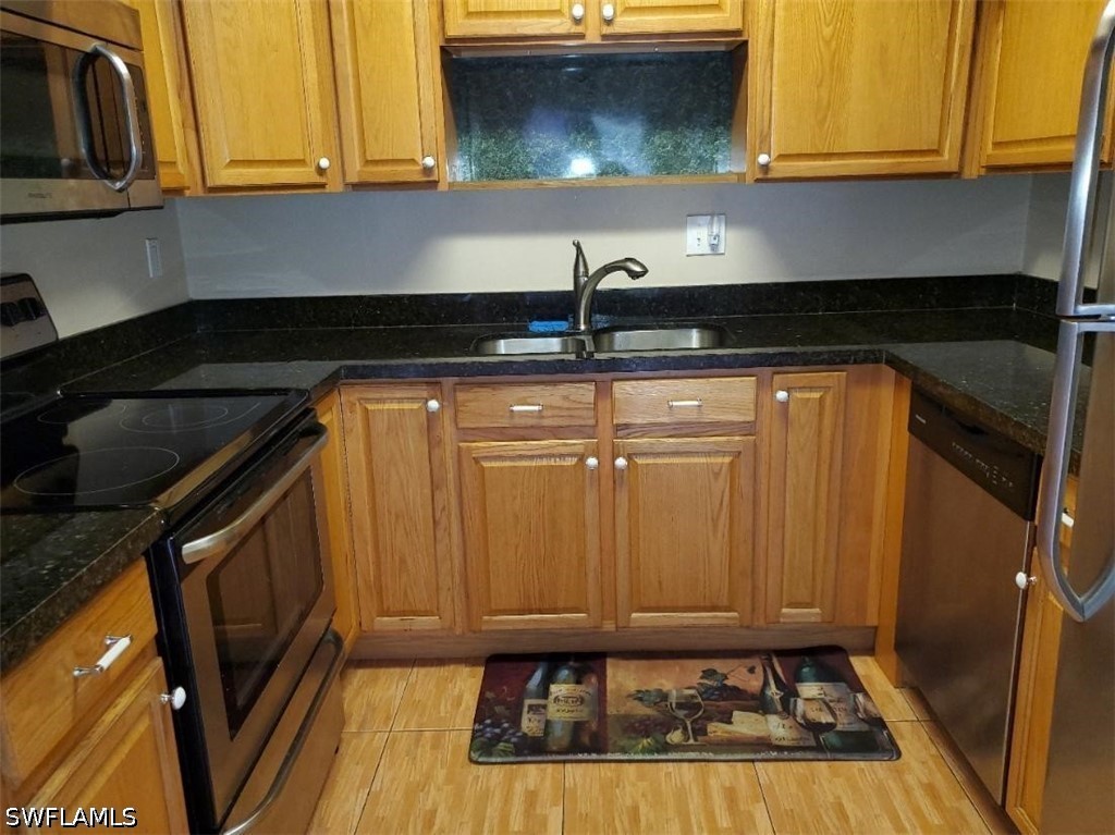 2 Bed SingleFamilyResidence for Sale in Not Applicable, FL — photo 4