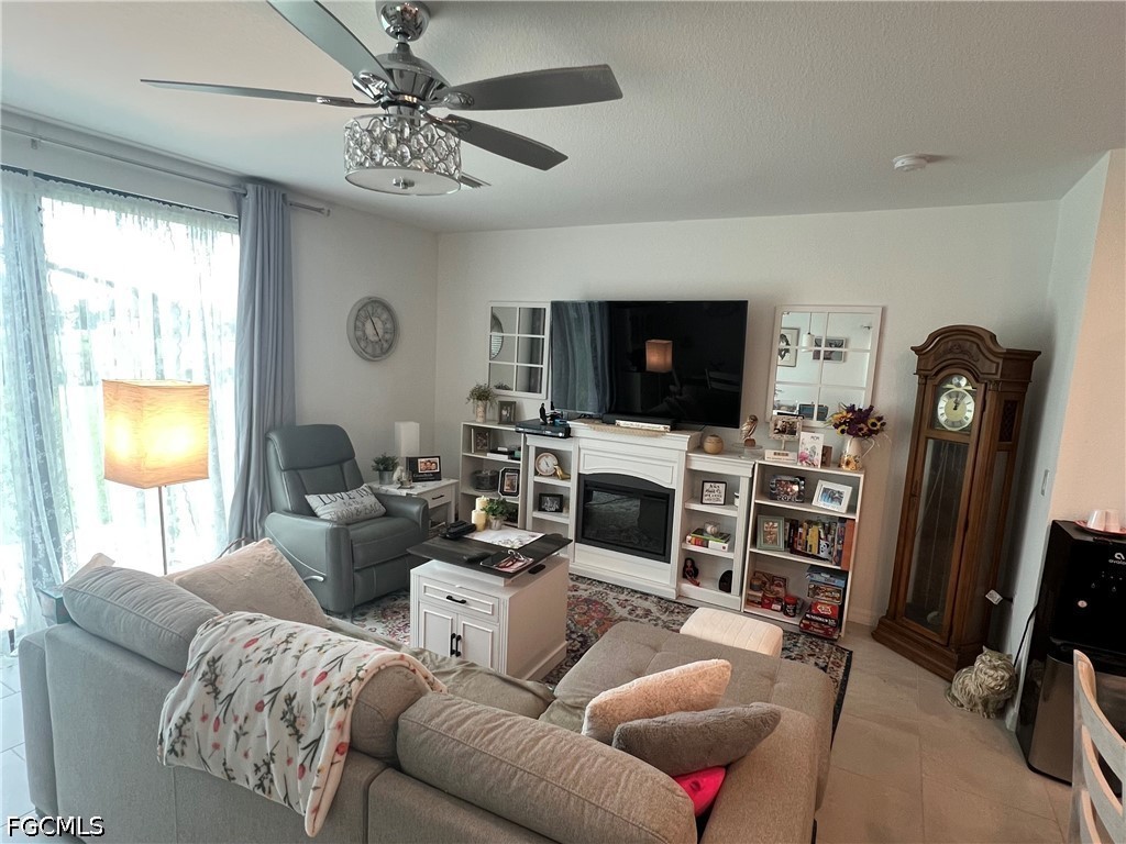 3 Bed Waterfront Home for Sale in Portico, FL, $259,999 — photo 4