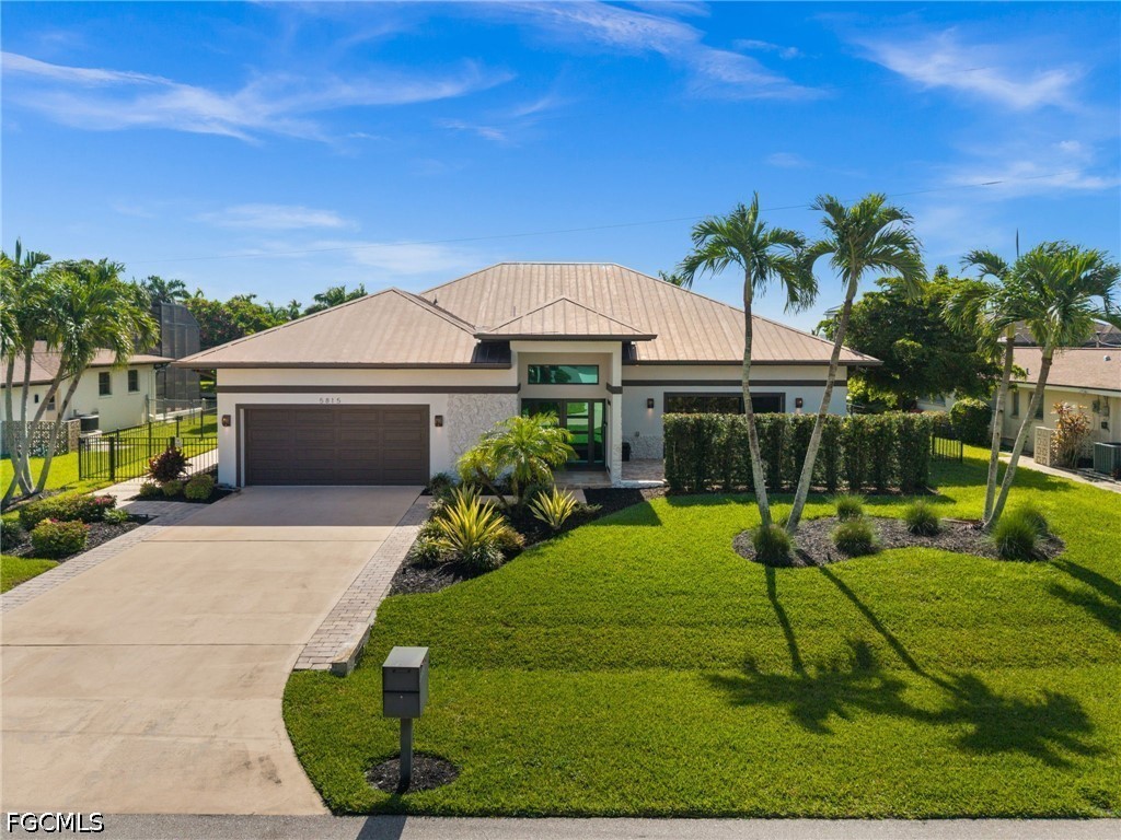 4 Bed Pool Home for Sale in Cape Coral, photo 4