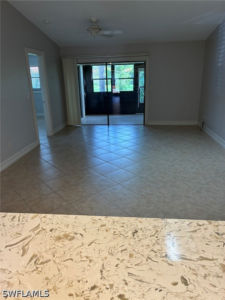 2 Bed Attached for Sale in Boca Ciega Manor, photo 4