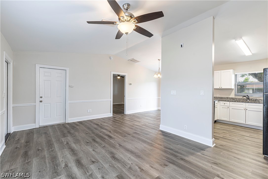 3 Bed SingleFamilyResidence for Sale in Cape Coral, FL — photo 4