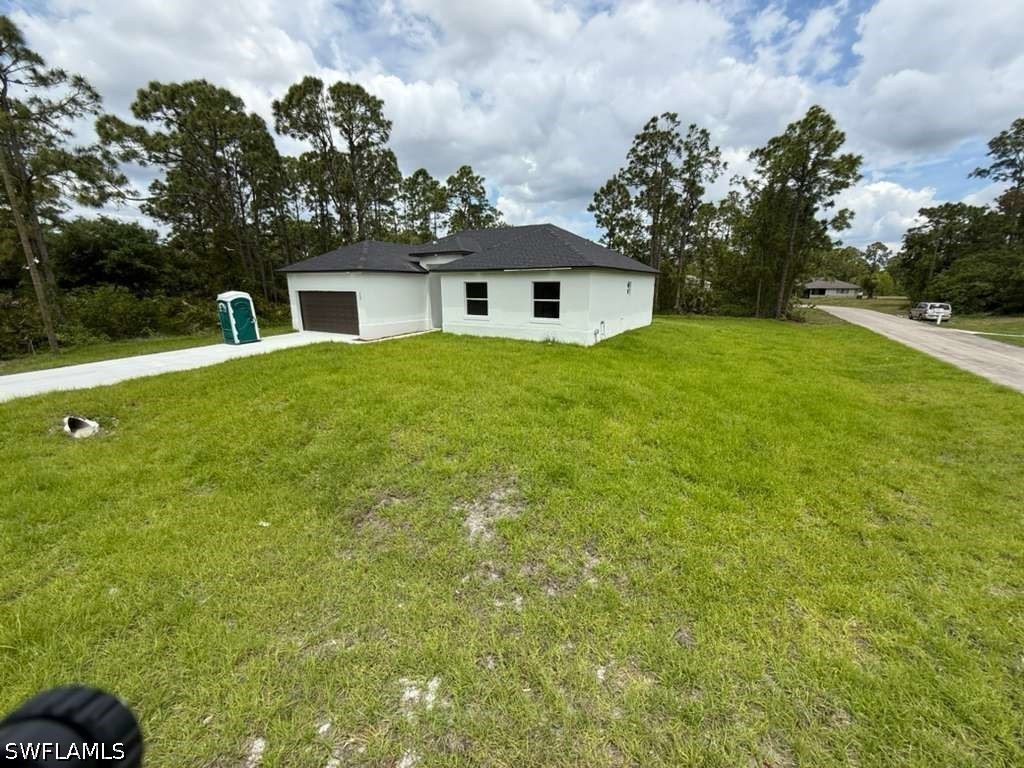 4 Bed SingleFamilyResidence for Sale in Lehigh Acres, FL — photo 4