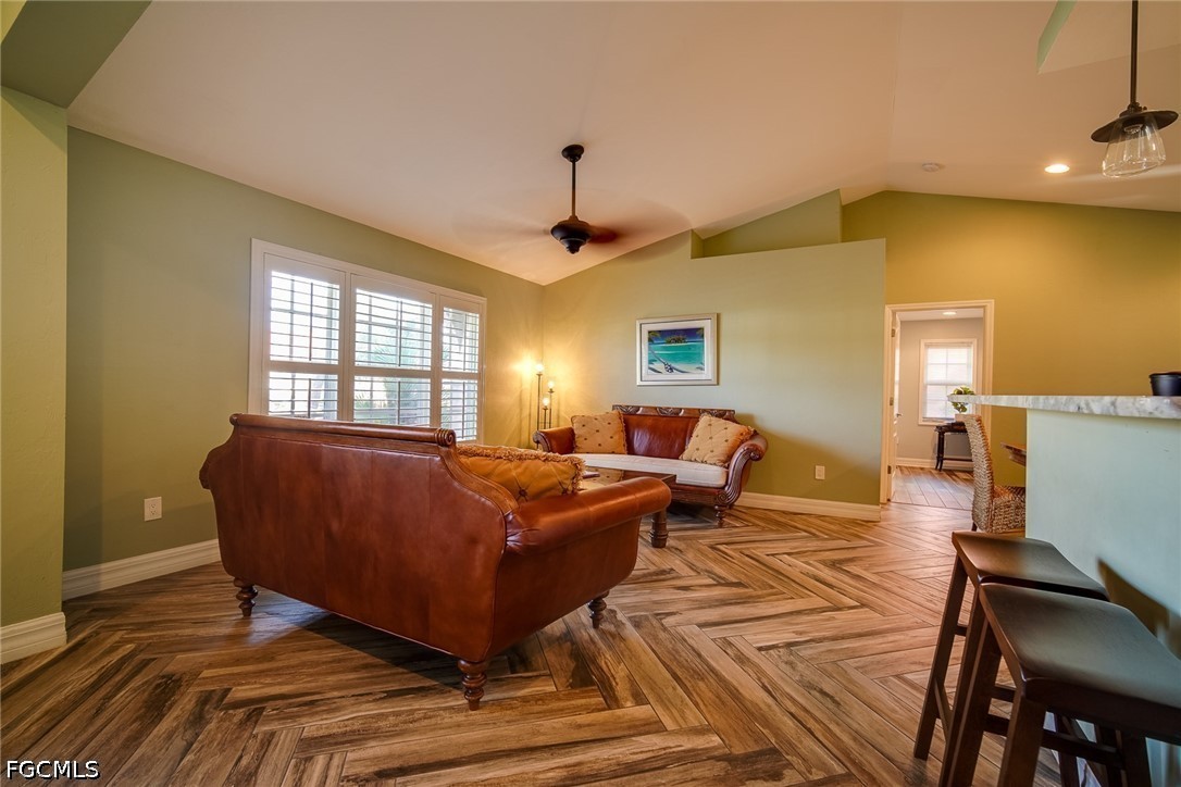3 Bed SingleFamilyResidence for Sale in Banyan Cove, FL — photo 4