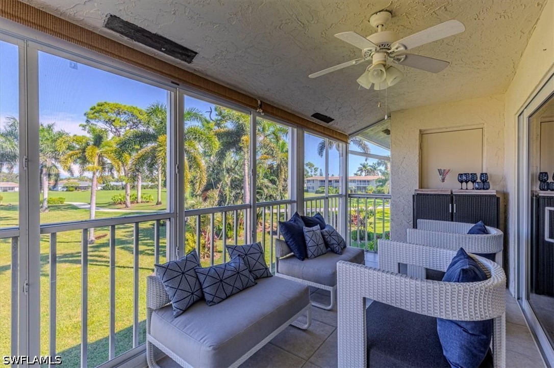 2 Bed Condominium for Sale in Naples, FL, $350,000 — photo 4