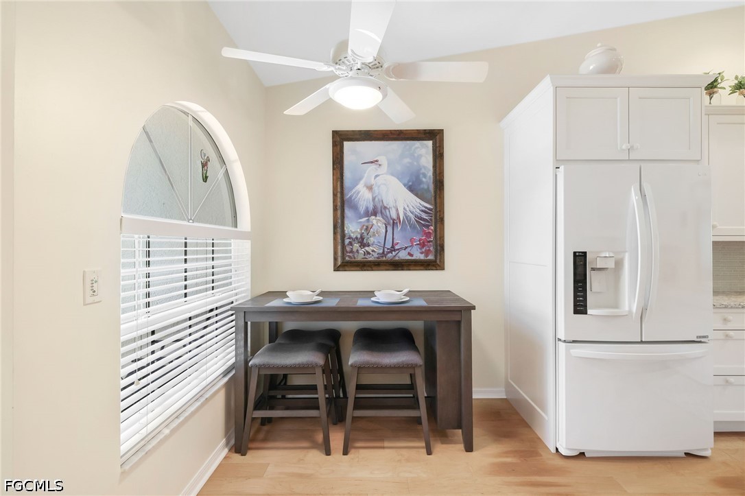 2 Bed Attached for Sale in Monterey Villas, photo 4