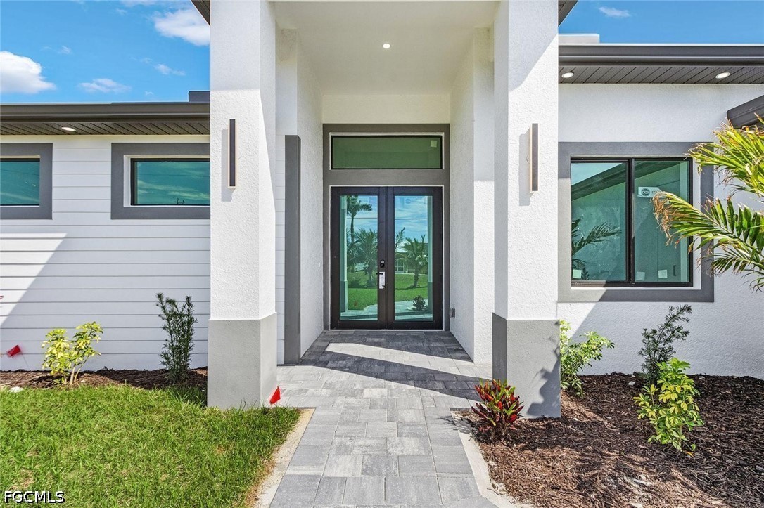 4 Bed Pool Home for Sale in Pelican Bay Woods, photo 4