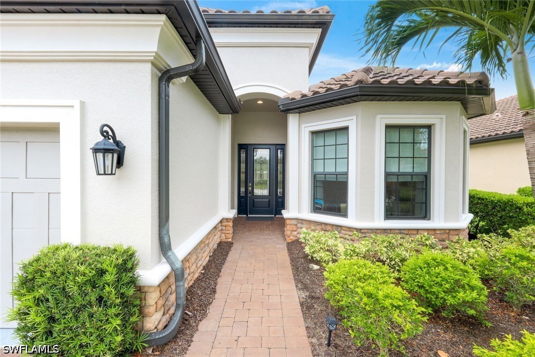 3 Bed SingleFamilyResidence for Sale in Estero Pointe, FL — photo 4