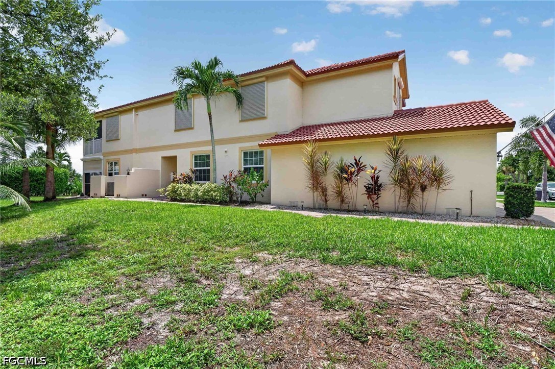2 Bed Waterfront Home for Sale in Bay Haven, photo 4