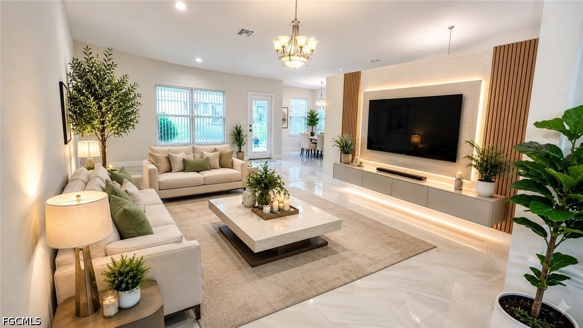 4 Bed SingleFamilyResidence for Sale in Lehigh Acres, photo 4