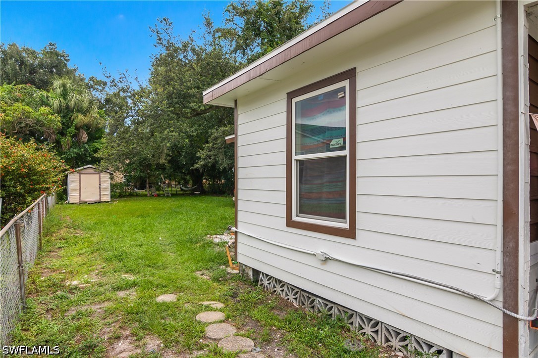 3 Bed SingleFamilyResidence for Sale in Russell Park, photo 4