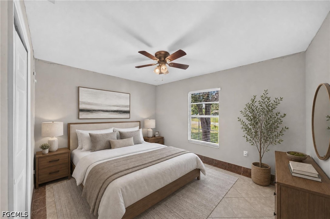 3 Bed SingleFamilyResidence for Sale in Cape Coral, photo 4