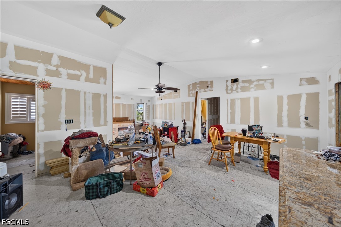 3 Bed Pool Home for Sale in Cape Coral, photo 4