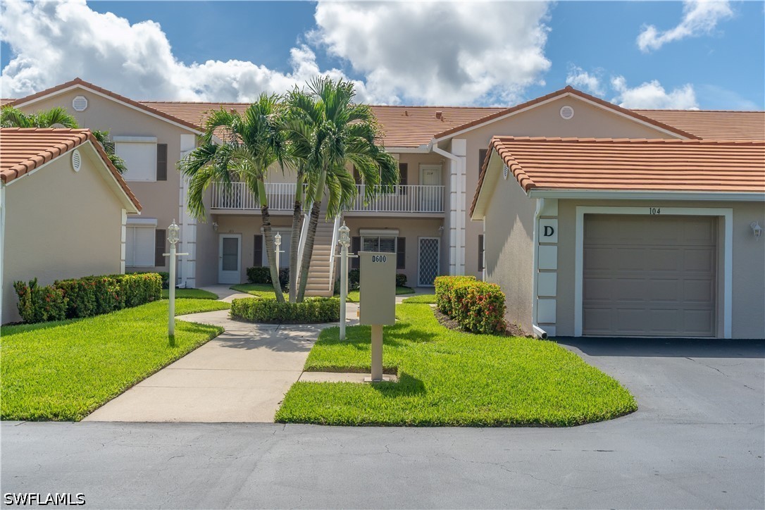 2 Bed Waterfront Home for Sale in Naples, photo 4