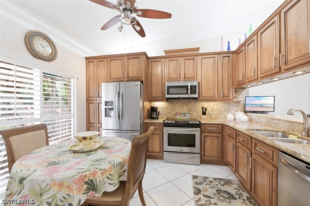 2 Bed Waterfront Home for Sale in Rosewood, photo 4