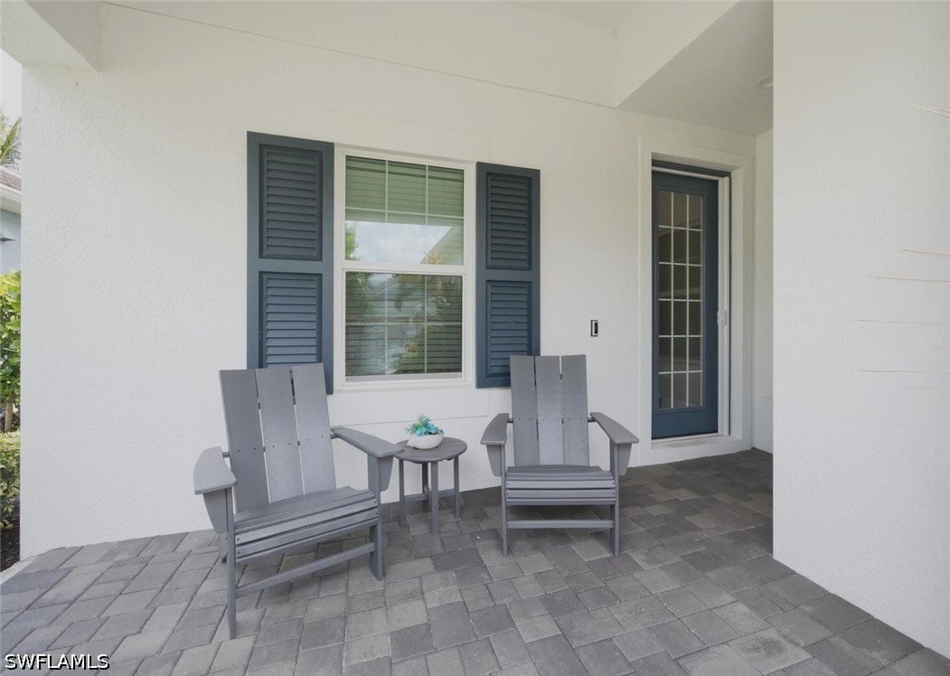 3 Bed Waterfront Home for Sale in Naples, photo 4