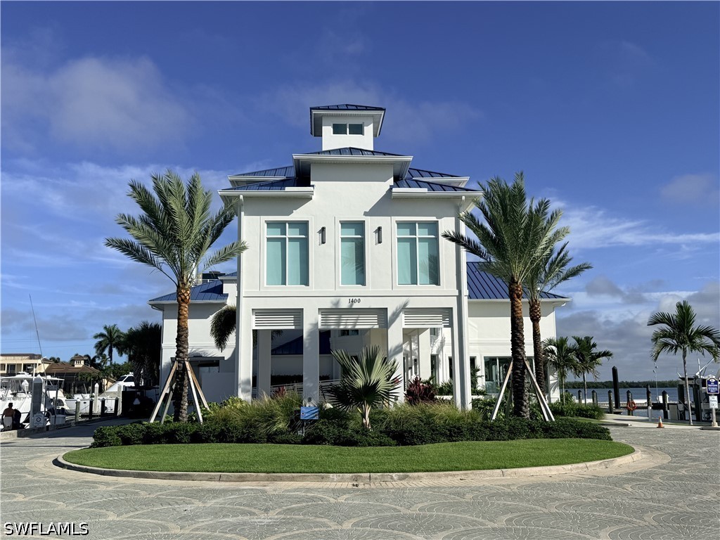 Waterfront Home for Sale in Marco Island, photo 4