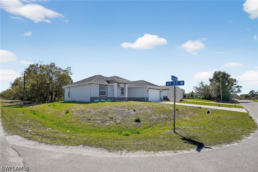 3 Bed SingleFamilyResidence for Sale in Lehigh Acres, photo 4