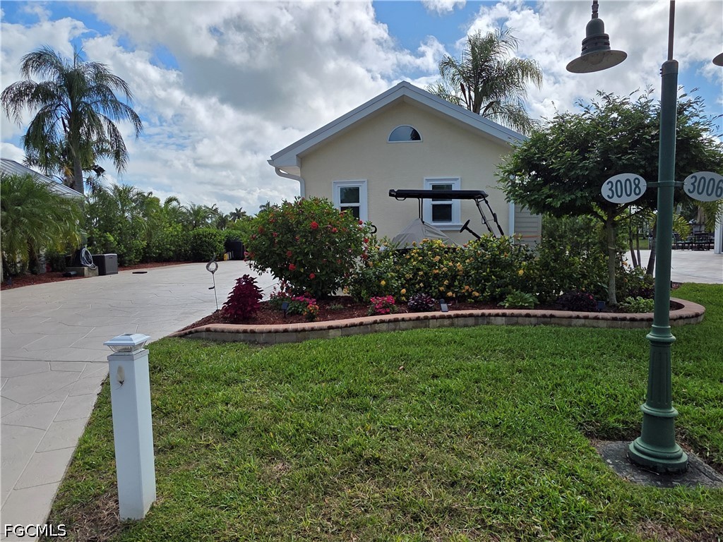 Waterfront Home for Sale in Labelle, photo 4
