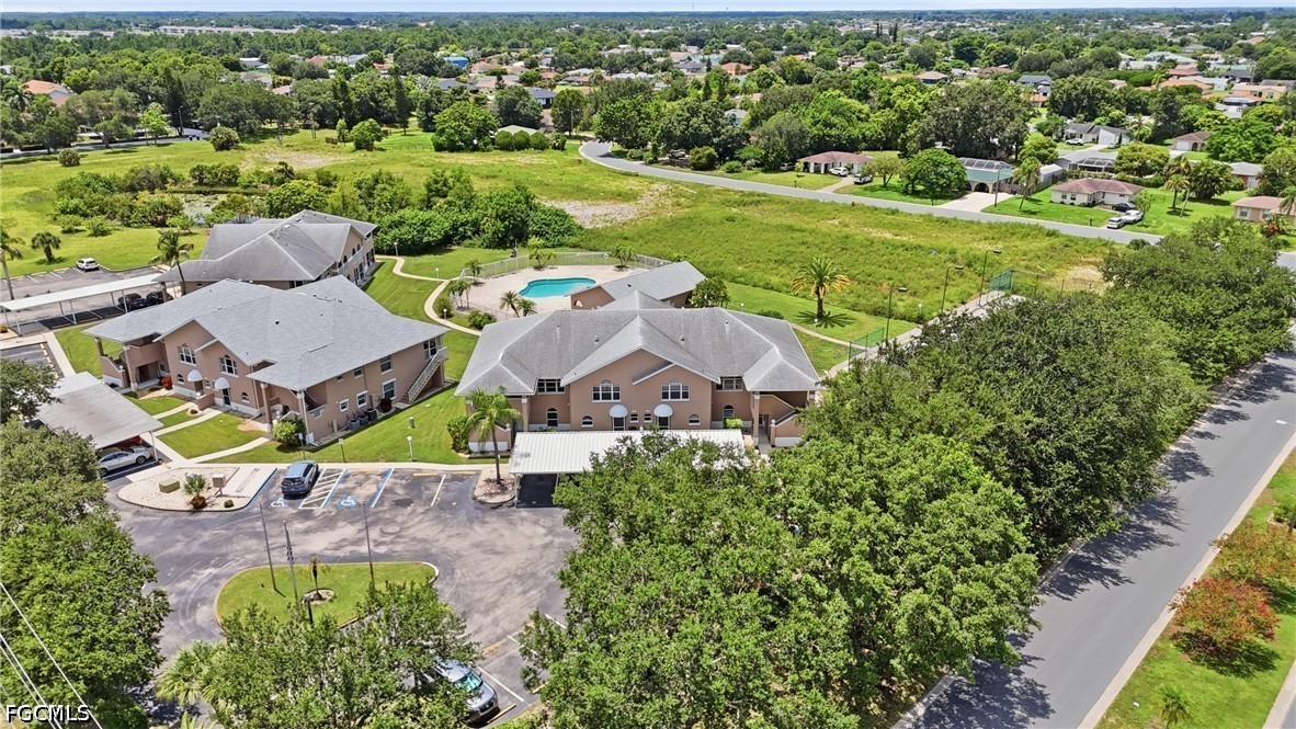 2 Bed Condominium for Sale in Lehigh Acres, photo 4
