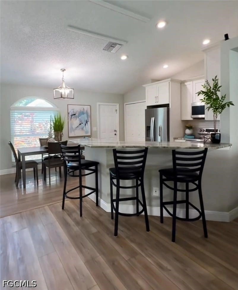3 Bed Pool Home for Sale in Clearwater, photo 4