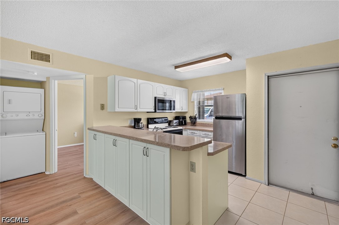 2 Bed Condominium for Sale in Deep Creek, photo 4