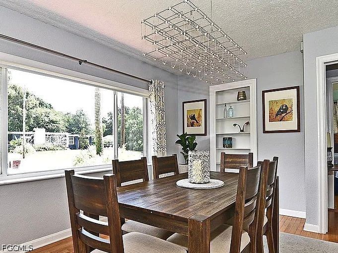 2 Bed SingleFamilyResidence for Sale in Orlando, photo 4