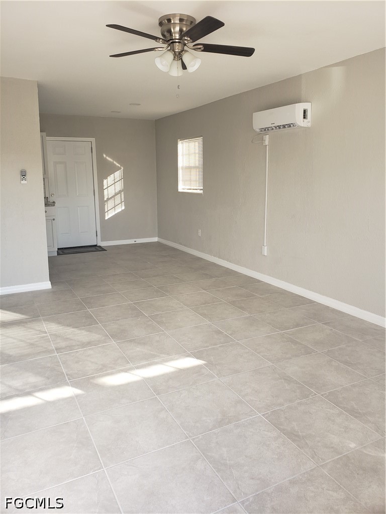 1 Bed Duplex for Sale in Fort Myers, photo 4
