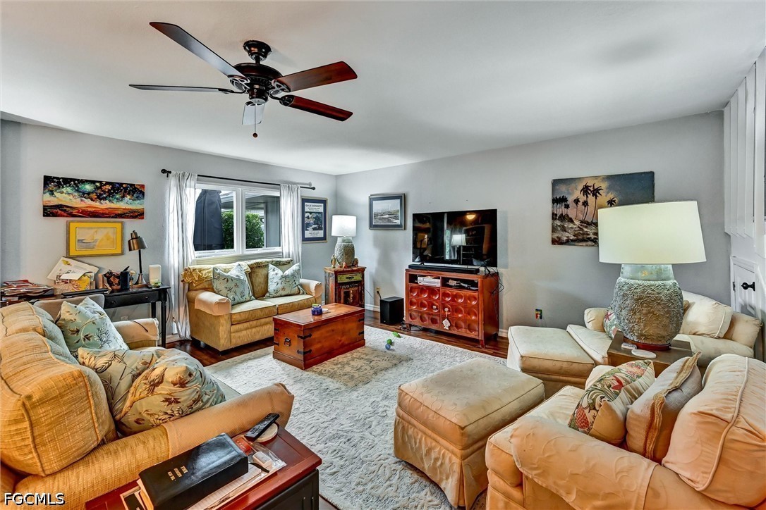 2 Bed Pool Home for Sale in Caloosa Bayview, photo 4