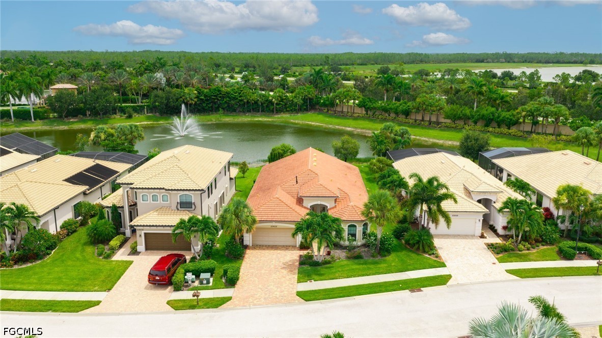 3 Bed Pool Home for Sale in Bonita Lakes, photo 4