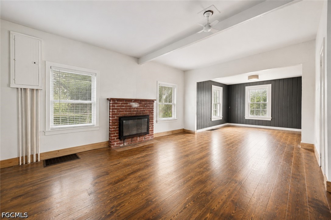 2 Bed SingleFamilyResidence for Sale in Labelle, photo 4