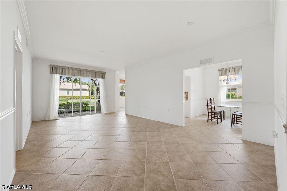 2 Bed Condominium for Sale in Naples, photo 4