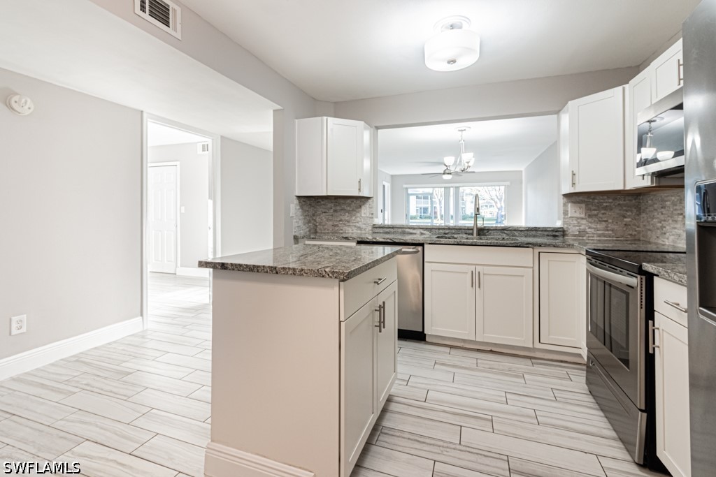 3 Bed Condominium for Sale in Canterbury Village, photo 4
