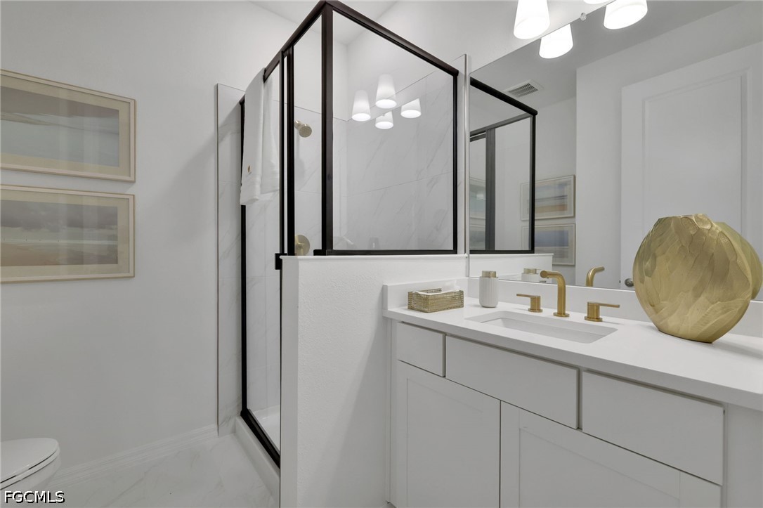 3 Bed SingleFamilyResidence for Sale in Creekside Run, photo 4
