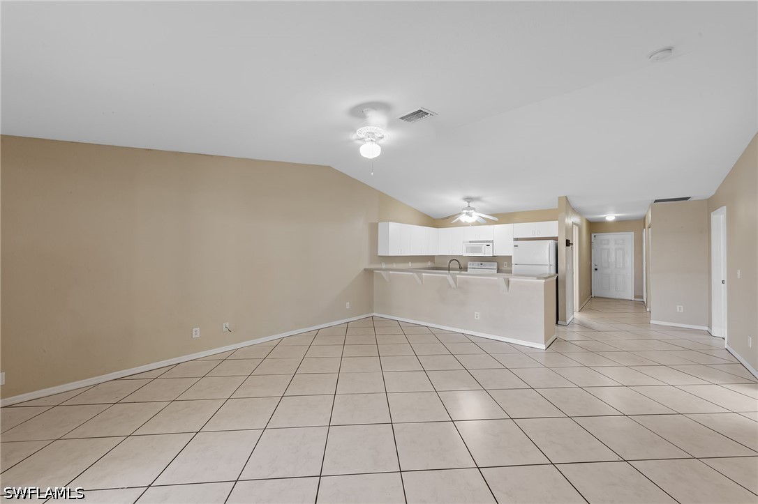 3 Bed Duplex for Sale in Cape Coral, photo 4