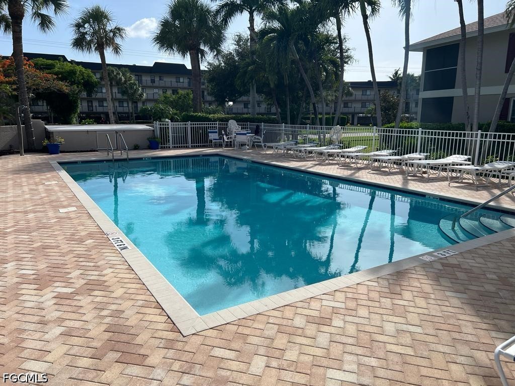 2 Bed Condominium for Sale in Marco Island, photo 4